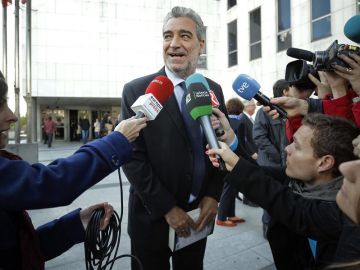 Ayuso nombra jefe de gabinete a Miguel Ángel Rodríguez, exportavoz de Aznar Ayuso nombra jefe de gabinete a Miguel Ángel Rodríguez, exportavoz de Aznar
