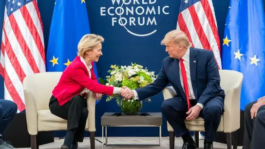 Donald Trump junto a Ursula von der Leyen Donald Trump junto a Ursula von der Leyen