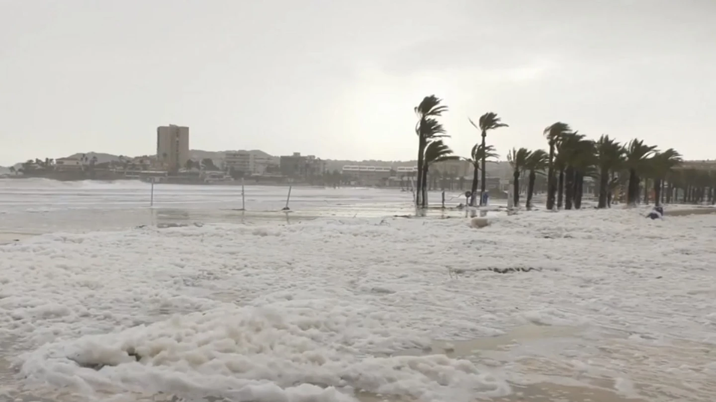 Efectos del temporal en Jávea, Alicante Efectos del temporal en Jávea, Alicante
