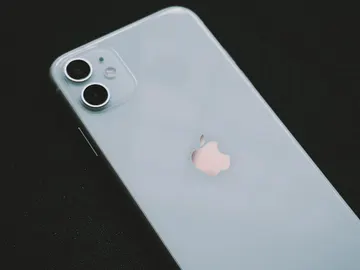 iPhone 11 iPhone 11