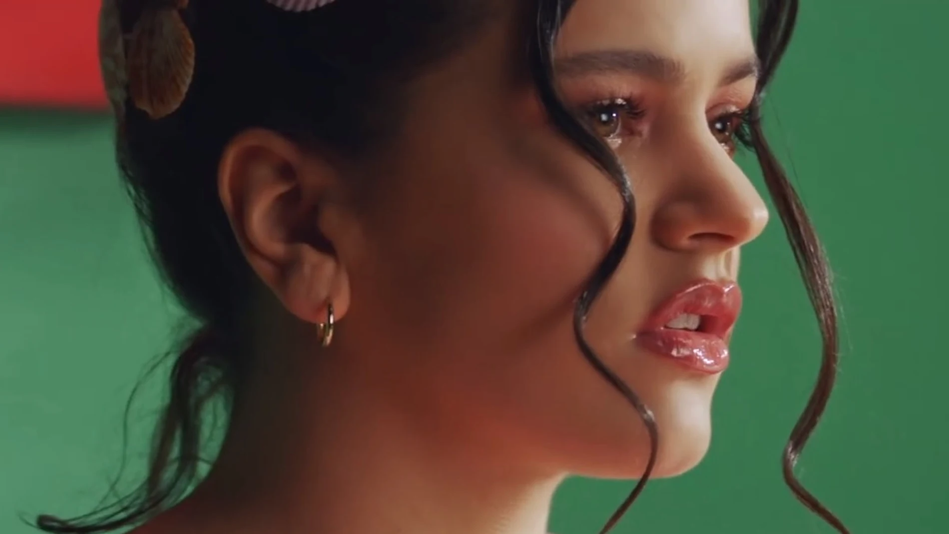 Rosalía en su nuevo videoclip ‘Juro que’ 