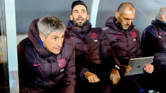 Quique Setién, junto a su cuerpo técnico en Ibiza. Quique Setién, junto a su cuerpo técnico en Ibiza.