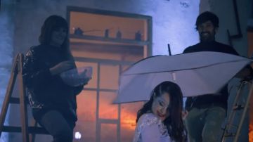 'Baile', el videoclip de Ana en Auténticos con Rozalén y David Otero 