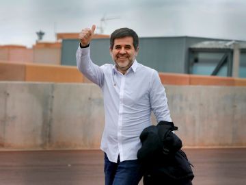 Jordi Sànchez saliendo de la prisión de Lledoners Jordi Sànchez saliendo de la prisión de Lledoners