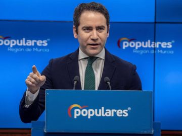 PP y Ciudadanos se reúnen para decidir si confluyen unidos en Cataluña, País Vasco y Galicia PP y Ciudadanos se reúnen para decidir si confluyen unidos en Cataluña, País Vasco y Galicia