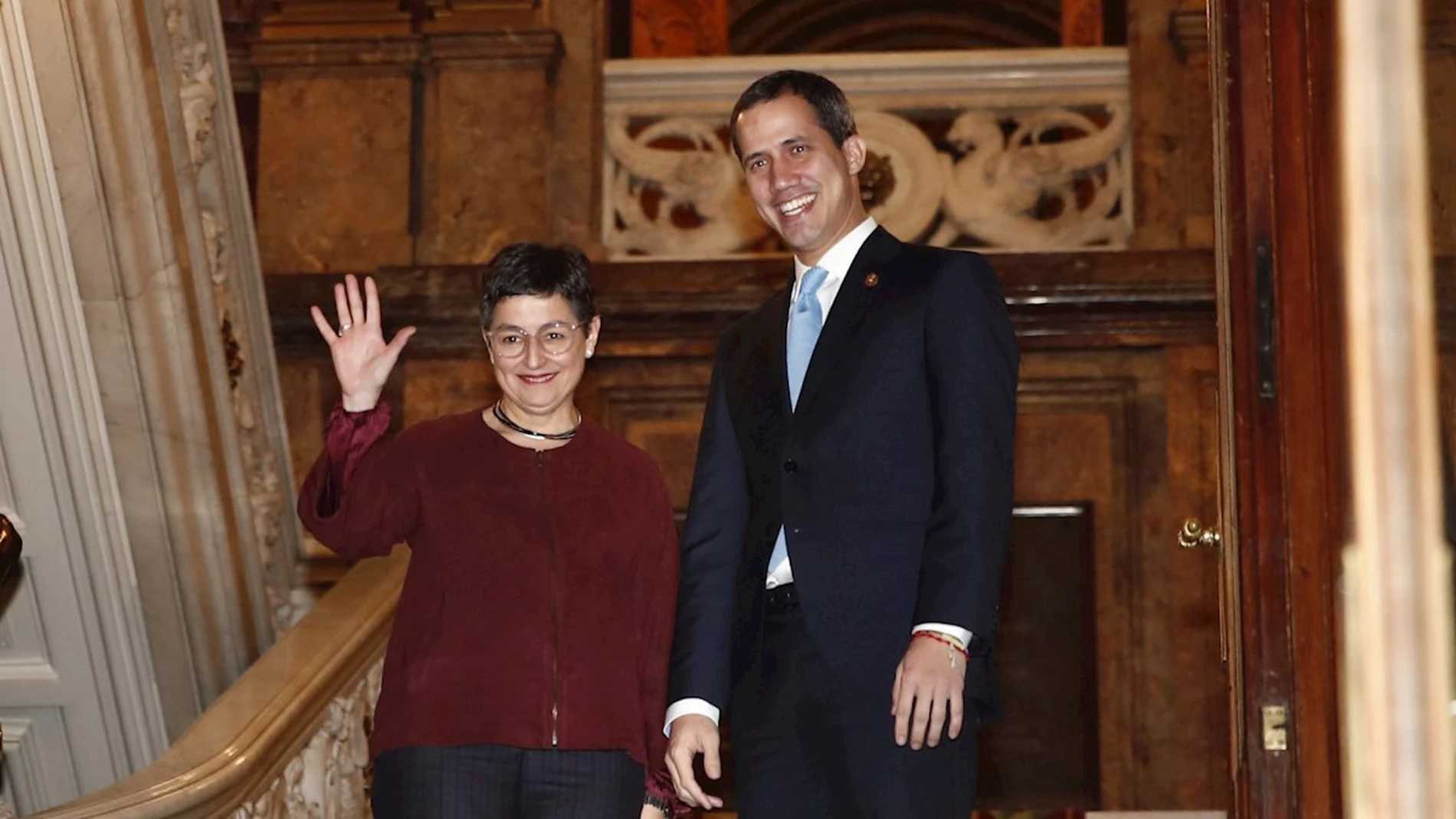 La Ministra de Asuntos Exteriores de España Arancha González Laya, y el presidente de la Asamblea Nacional de Venezuela, Juan Guaidó