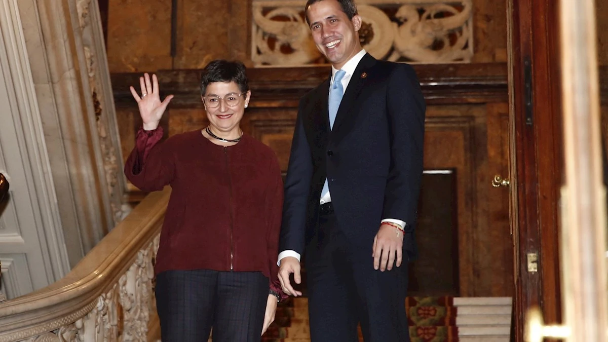 La Ministra de Asuntos Exteriores de España Arancha González Laya, y el presidente de la Asamblea Nacional de Venezuela, Juan Guaidó