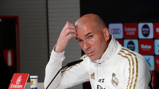 Zidane comparece ante los medios de comunicación Zidane comparece ante los medios de comunicación