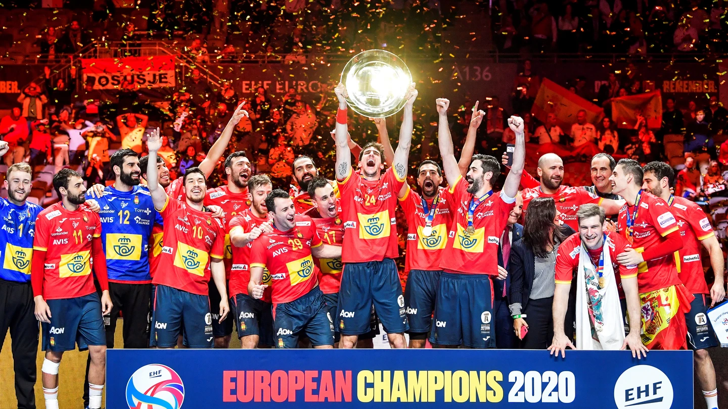 La selección española de balonmano celebra el Europeo. La selección española de balonmano celebra el Europeo.
