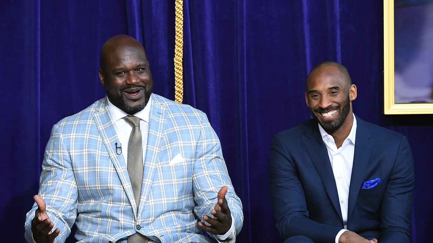 Shaquille O'Neal, junto a Kobe Bryant Shaquille O'Neal, junto a Kobe Bryant