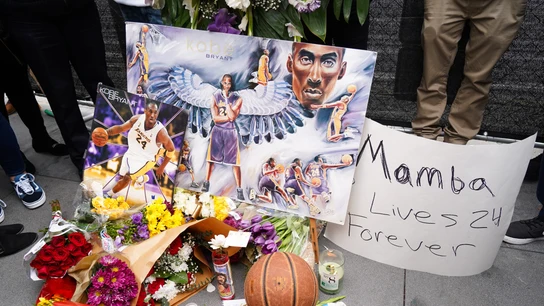 Homenajes a Kobe Bryant, leyenda de Los Ángeles Lakers Homenajes a Kobe Bryant, leyenda de Los Ángeles Lakers