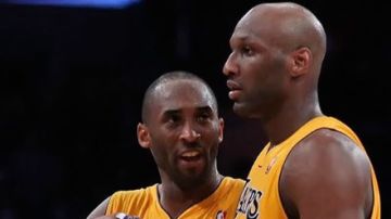 Kobe Bryant y Lamar Odom en un partido con los Lakers