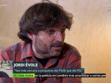 Jordi Évole desgrana la actitud de Junqueras durante su entrevista: "Es al que menos le ha cambiado la cárcel" Jordi Évole desgrana la actitud de Junqueras durante su entrevista: "Es al que menos le ha cambiado la cárcel"