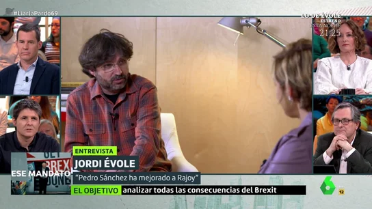 Évole, sobre las "opacidades gubernamentales" de Sánchez: "Si fuimos duros con Rajoy, también lo tenemos que ser ahora" Évole, sobre las "opacidades gubernamentales" de Sánchez: "Si fuimos duros con Rajoy, también lo tenemos que ser ahora"