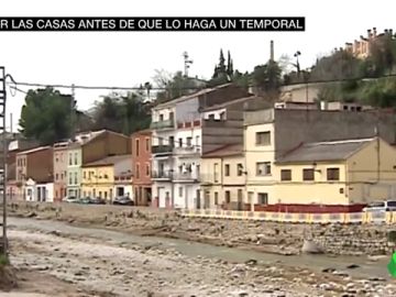 Viviendas en Ontinyent que van a derribar para frenar los efectos de las DANAS Viviendas en Ontinyent que van a derribar para frenar los efectos de las DANAS