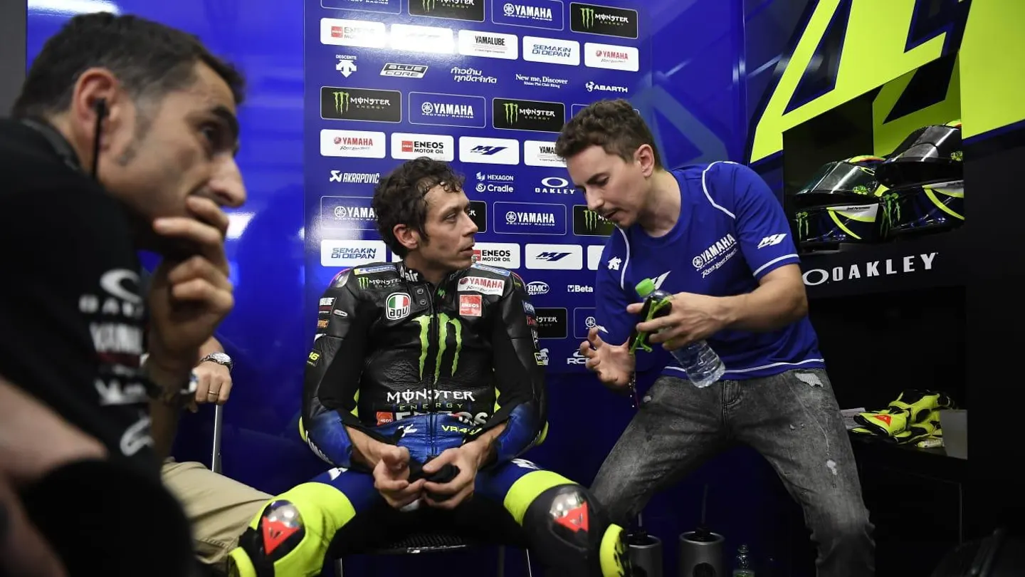 Valentino Rossi y Jorge Lorenzo Valentino Rossi y Jorge Lorenzo