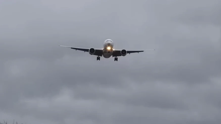 Avión aterrizando en Heathrow