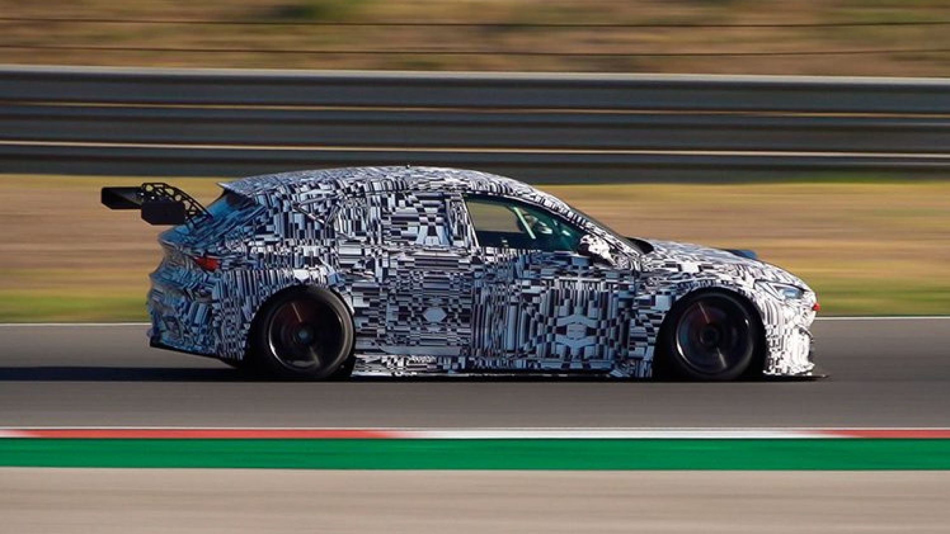  CUPRA Le&oacute;n Competici&oacute;n