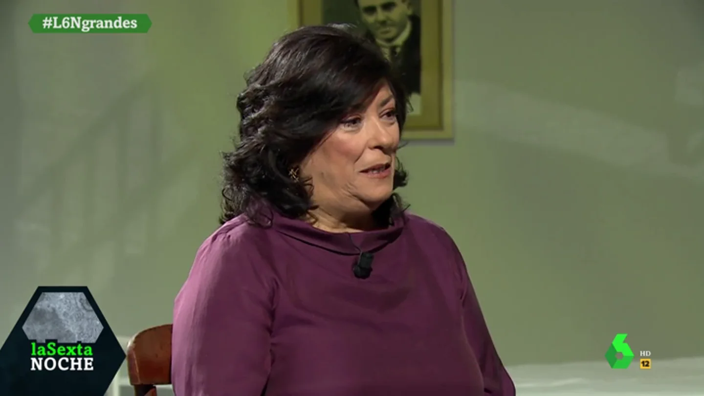 Almudena Grandes: "Rodríguez Carballeira creyó nacer para reformar la sociedad, Hildegart fue su instrumento" Almudena Grandes: "Rodríguez Carballeira creyó nacer para reformar la sociedad, Hildegart fue su instrumento"