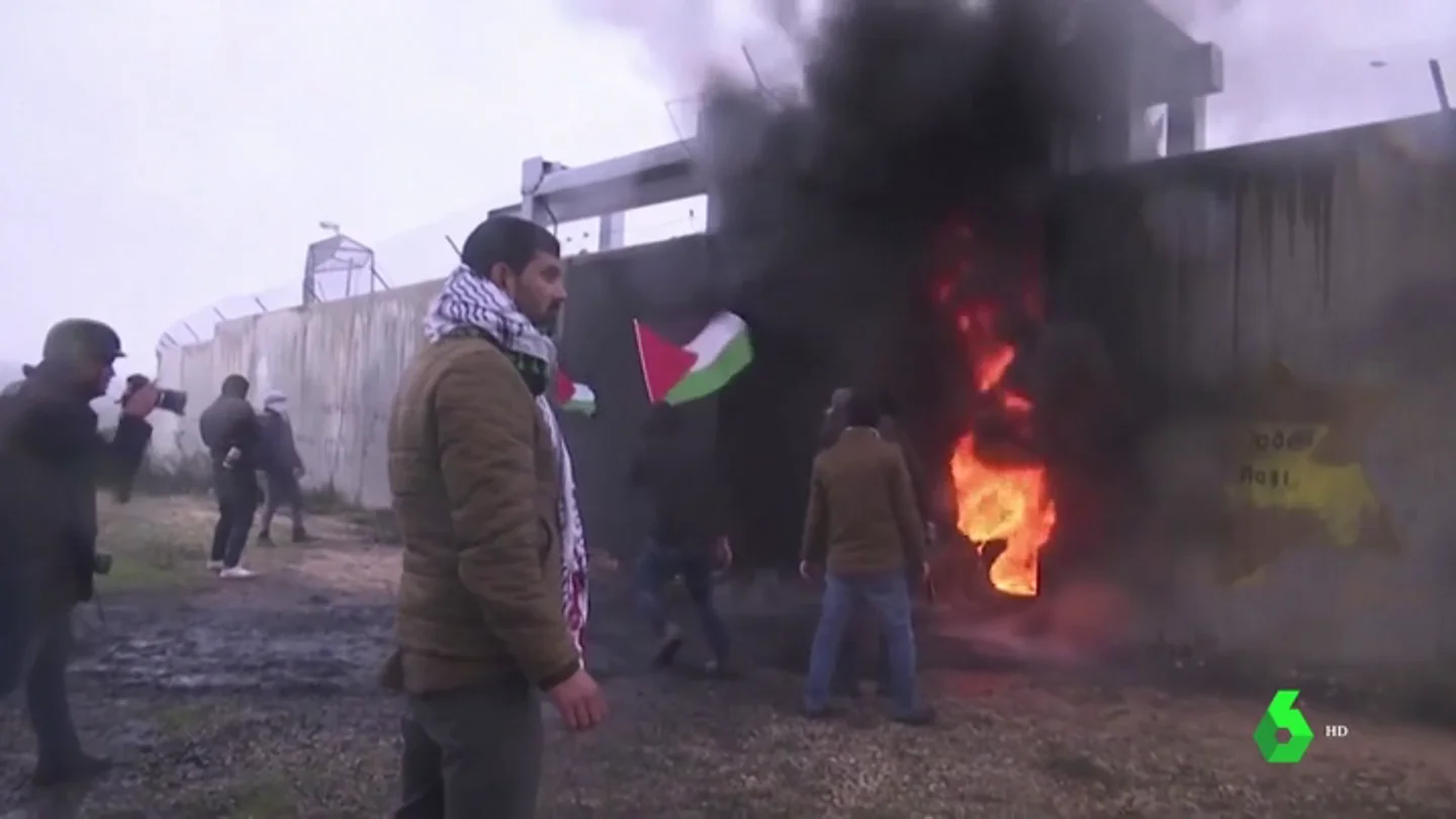 Imagen de las barricadas en una ciudad de Palestina. Imagen de las barricadas en una ciudad de Palestina.