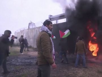 Imagen de las barricadas en una ciudad de Palestina. Imagen de las barricadas en una ciudad de Palestina.