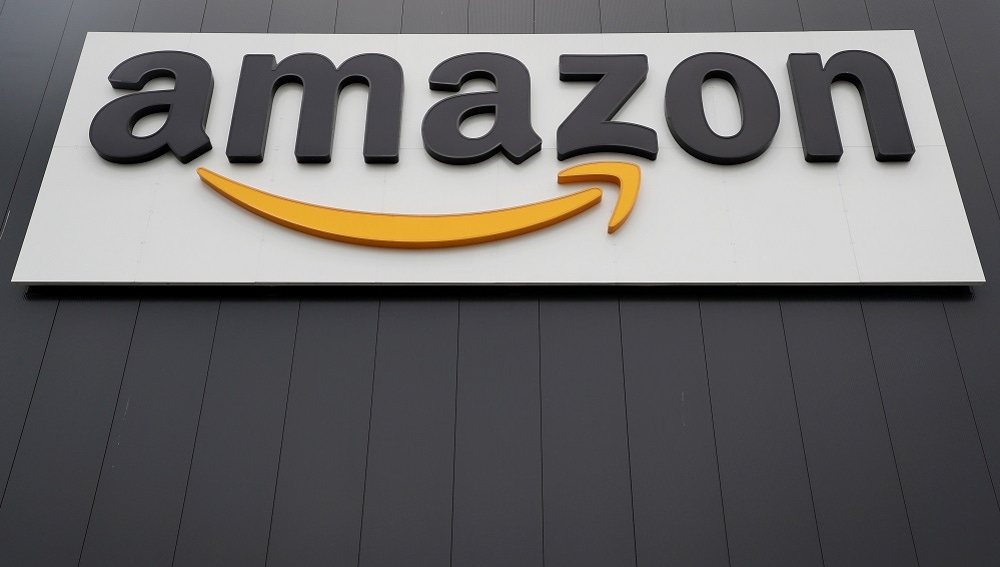 Vista del logotipo de la multinacional estadounidense del comercio electrónico Amazon