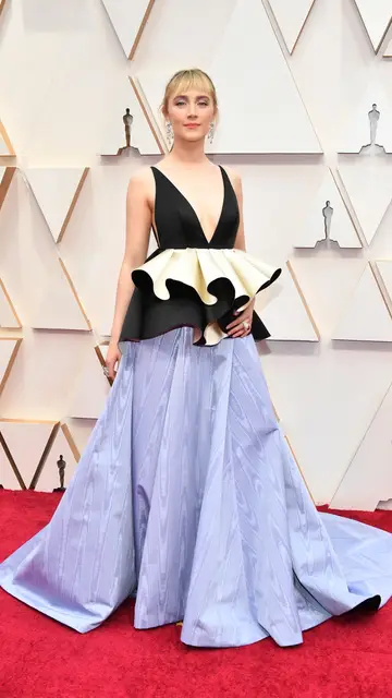 Saoirse Ronan en la alfombra roja de los Oscar 2020 Saoirse Ronan en la alfombra roja de los Oscar 2020
