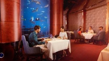 Cena romántica y de lujo en Dubai