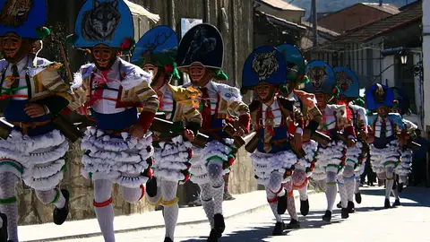 Peliqueiros en Laza Peliqueiros en Laza