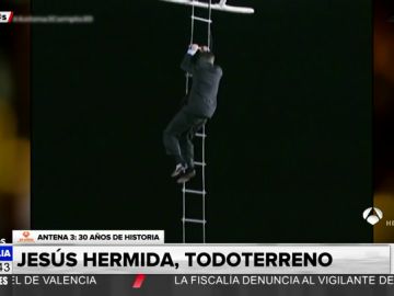 Jesús Hermida, todoterreno: Su llegada a Antena 3 en helicóptero y otros de sus grandes momentos Jesús Hermida, todoterreno: Su llegada a Antena 3 en helicóptero y otros de sus grandes momentos
