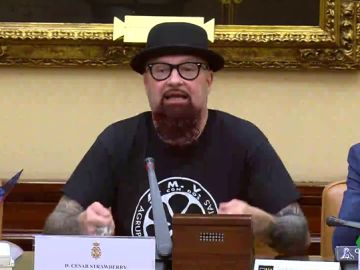 César Strawberry, sobre considerar delito la apología del franquismo: "Prohibir al 'prohibicionista' es darle la razón" César Strawberry, sobre considerar delito la apología del franquismo: "Prohibir al 'prohibicionista' es darle la razón"