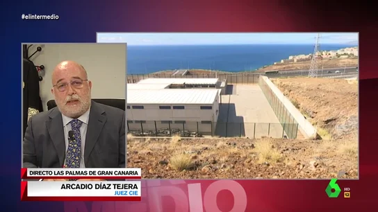La denuncia del juez encargado del centro de migrantes de Barranco Seco: "Es un centro carcelario y no han cometido ningún hecho delictivo" La denuncia del juez encargado del centro de migrantes de Barranco Seco: "Es un centro carcelario y no han cometido ningún hecho delictivo"
