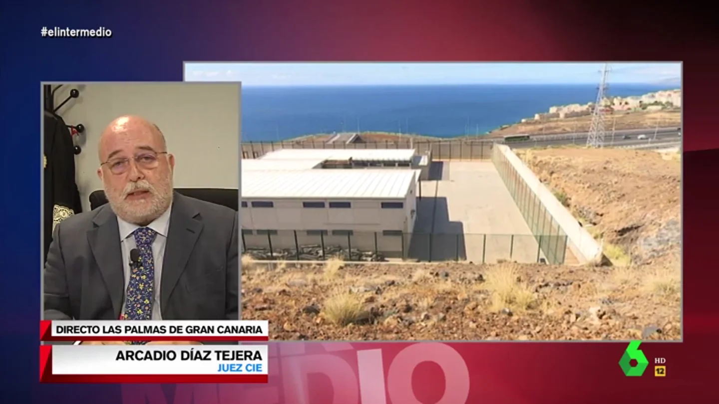 La denuncia del juez encargado del centro de migrantes de Barranco Seco: "Es un centro carcelario y no han cometido ningún hecho delictivo" La denuncia del juez encargado del centro de migrantes de Barranco Seco: "Es un centro carcelario y no han cometido ningún hecho delictivo"