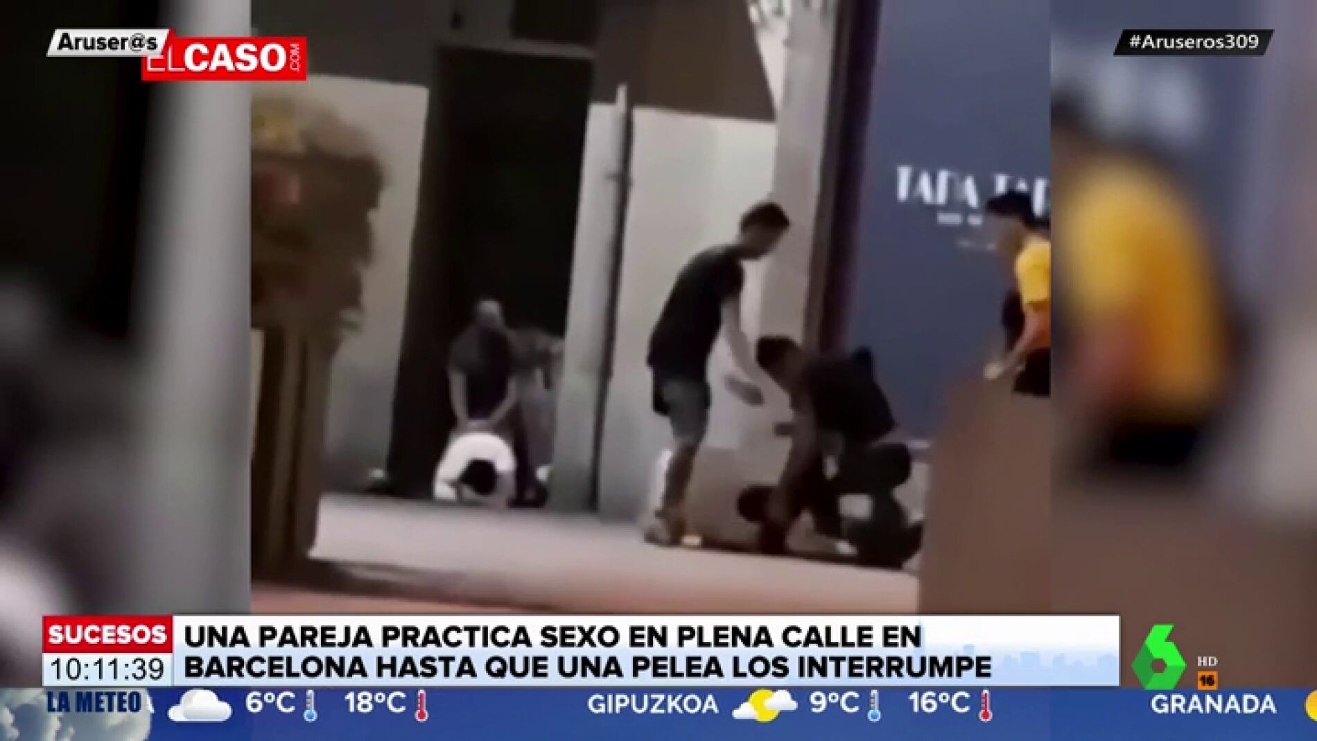 Degradación en Barcelona una pareja practica sexo en la calle hasta que una pelea grupal les interrumpe Foto