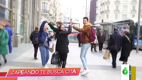 "Al primer conejo que levante la oreja le damos un tiro": Zapeando hace de Cupido por San Valentín (y no, no sale bien) "Al primer conejo que levante la oreja le damos un tiro": Zapeando hace de Cupido por San Valentín (y no, no sale bien)
