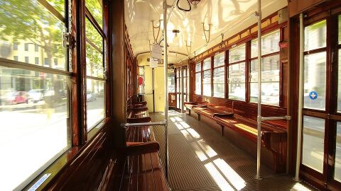 Interior tranvía, Milán