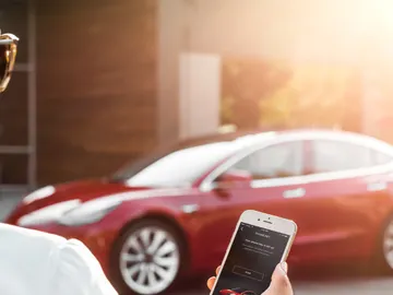 Tesla Model 3 Tesla Model 3
