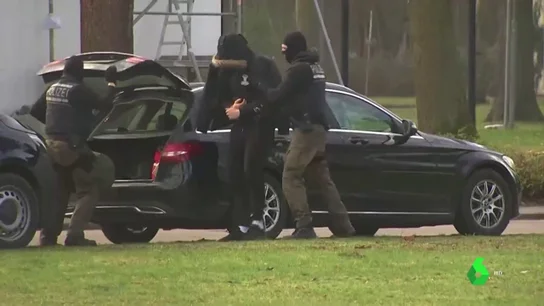La Policía alemana detiene a 12 presuntos terroristas de extrema derecha La Policía alemana detiene a 12 presuntos terroristas de extrema derecha