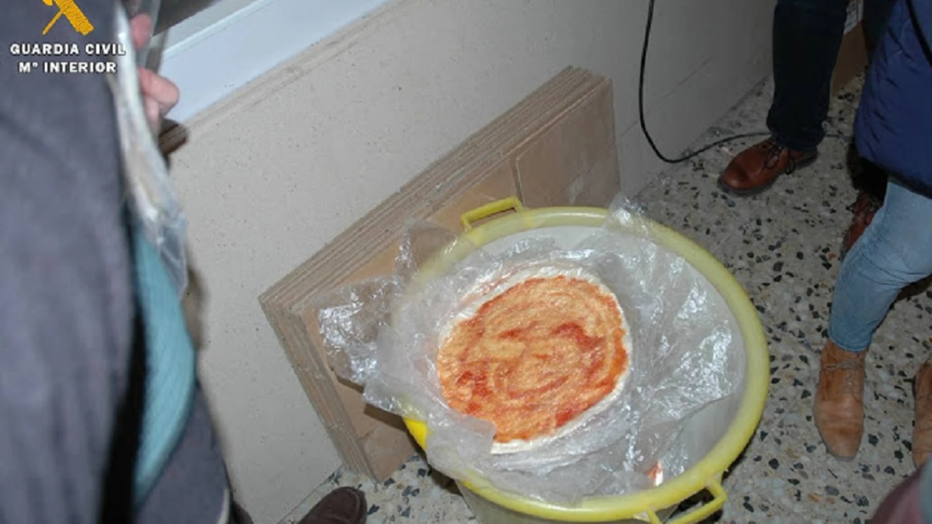 Imagen de las pizzas incautadas por la Guardia Civil. 