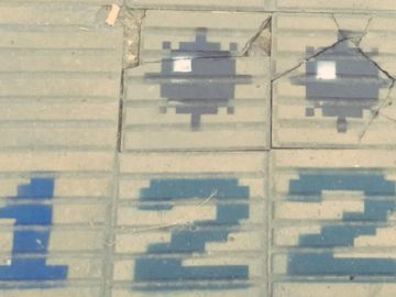 Imagen de las baldosas pintadas con el juego del 'Buscaminas'. Imagen de las baldosas pintadas con el juego del 'Buscaminas'.