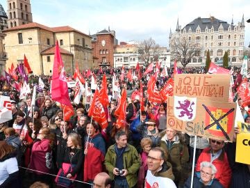 Manifestación en León por el futuro de la provincia Manifestación en León por el futuro de la provincia