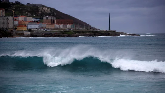 Fuerte oleaje en la costa coruñesa Fuerte oleaje en la costa coruñesa