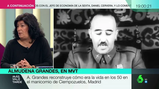 Almudena Grandes: "La democracia tiene una deuda con los exiliados republicanos que en vez de nacionalizarse siguieron siendo españoles hasta el final" Almudena Grandes: "La democracia tiene una deuda con los exiliados republicanos que en vez de nacionalizarse siguieron siendo españoles hasta el final"