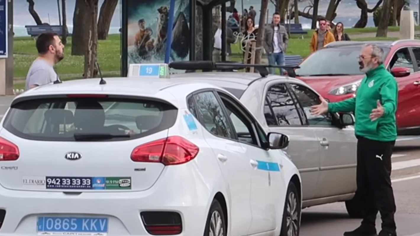 La pelea entre el taxista y un aficionado del Racing