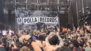 Caos en pleno concierto de La Polla Records en Chile