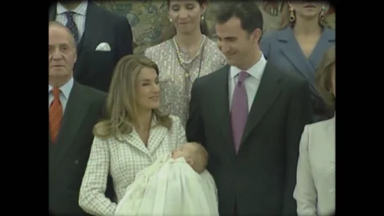 El nacimiento de la infanta Leonor abrió el debate sobre la prevalencia del hombre en la sucesión a la corona El nacimiento de la infanta Leonor abrió el debate sobre la prevalencia del hombre en la sucesión a la corona