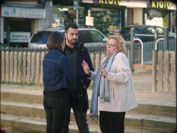 Una afectada por el derrumbe de El Carmel recuerda las palabras de su marido: "No te asustes pero no tenemos casa, se ha caído" Una afectada por el derrumbe de El Carmel recuerda las palabras de su marido: "No te asustes pero no tenemos casa, se ha caído"