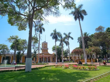 Plaza de Barranco Plaza de Barranco
