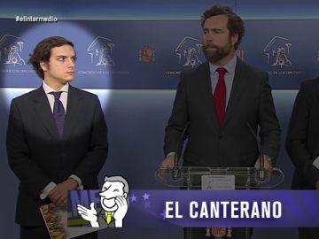 Los "palmeros": así es "el cuadro flamenco" que roba el protagonismo a todos los políticos en rueda de prensa Los "palmeros": así es "el cuadro flamenco" que roba el protagonismo a todos los políticos en rueda de prensa
