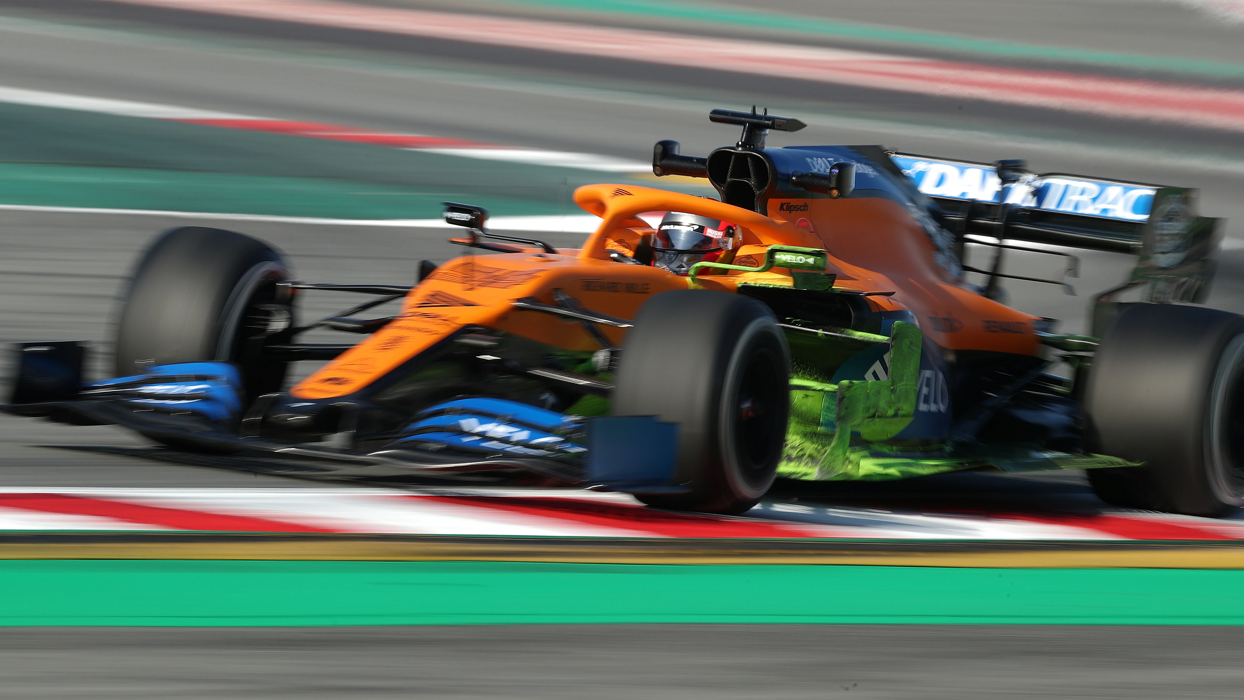 Carlos Sainz en la primera jornada de los test de pretemporada